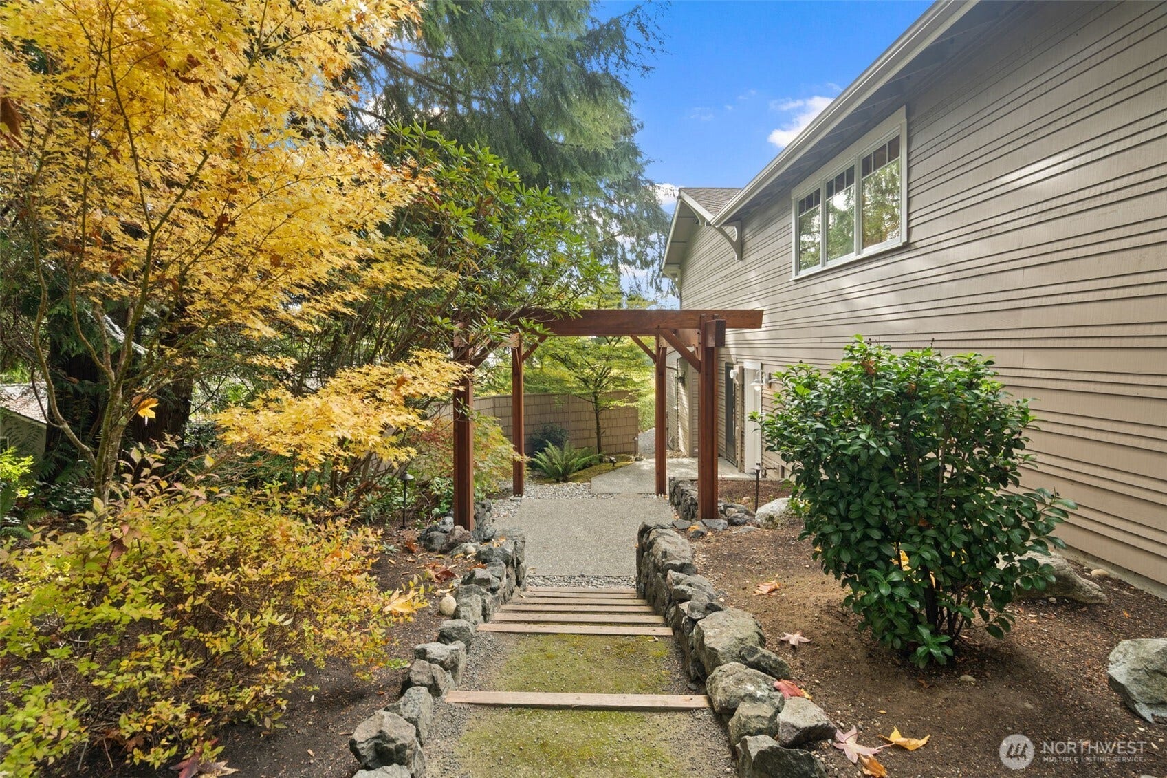 9796 NE Murden Cove Drive, Bainbridge Island, WA 98110 9796 NE Murden Cove Drive, Bainbridge Island, WA 98110