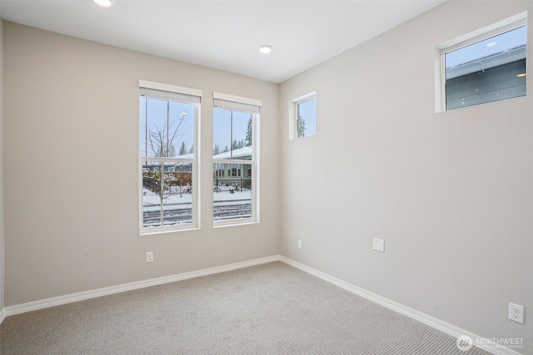 21731 SE 292nd Place, Black Diamond, WA 98010 21731 SE 292nd Place, Black Diamond, WA 98010