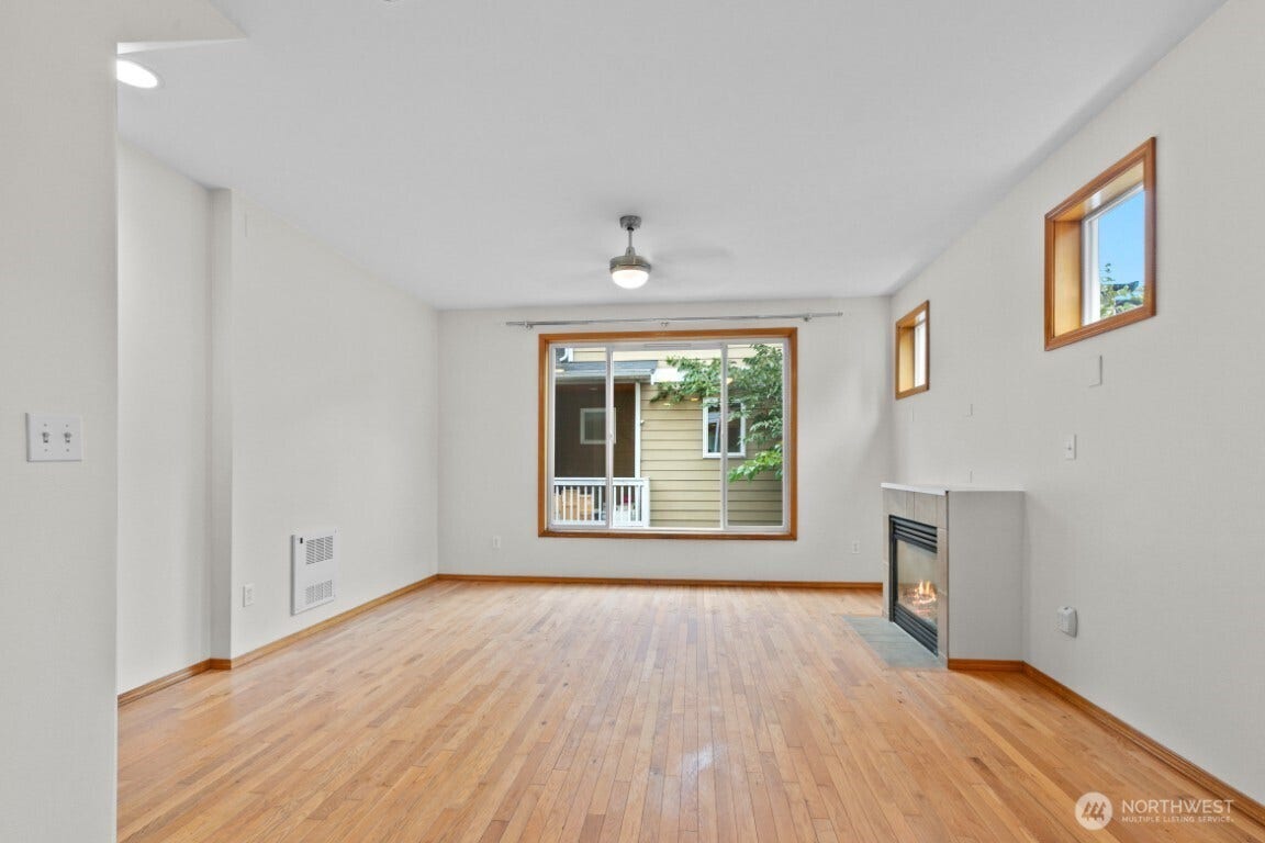 12041 33rd Avenue NE, #A, Seattle, WA 98125 12041 33rd Avenue NE, #A, Seattle, WA 98125