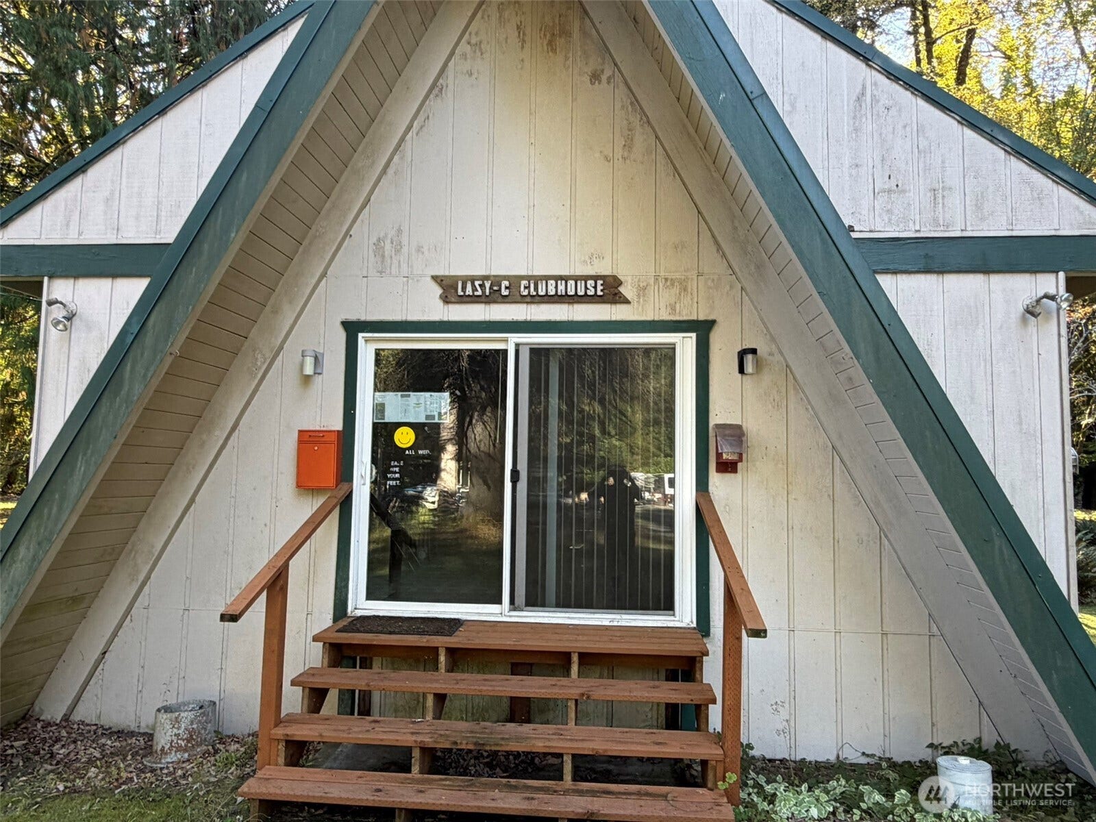 420 Arabian Drive, Brinnon, WA 98320 Club house available for members.