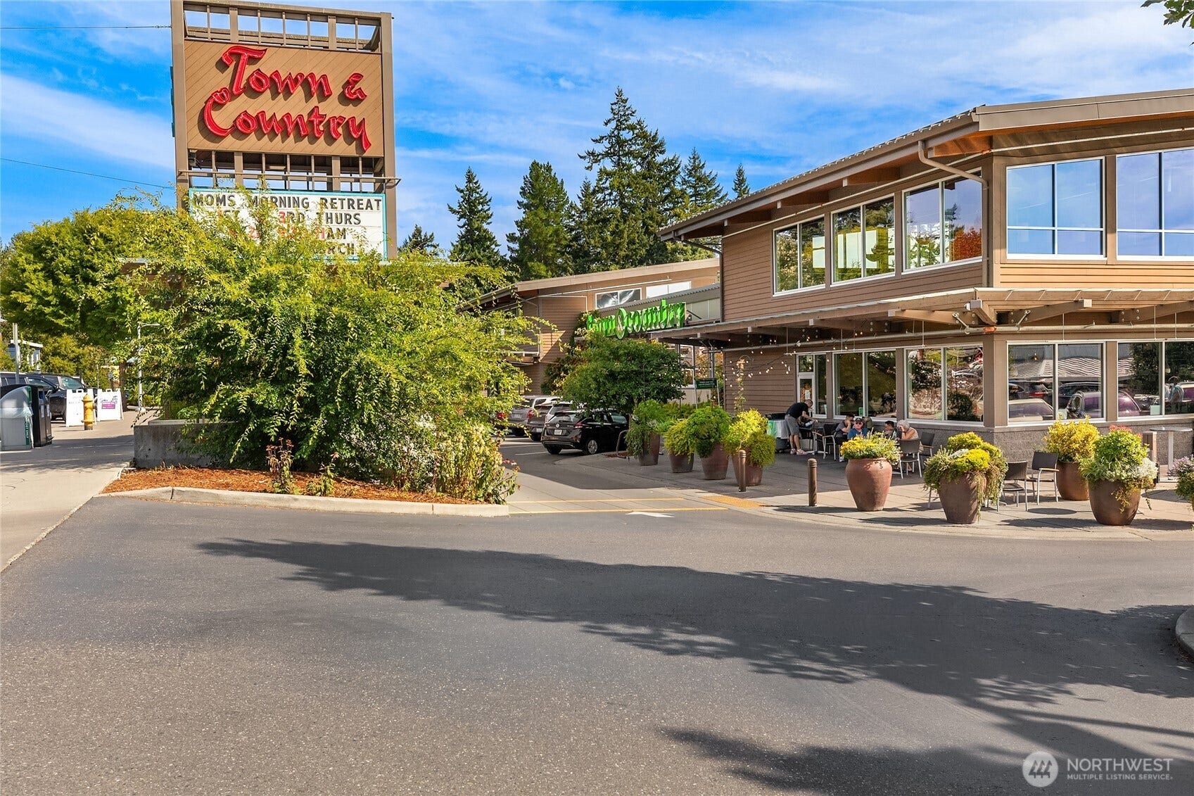 125 Ferncliff Avenue NE, #E242, Bainbridge Island, WA 98110 Walkable to stores