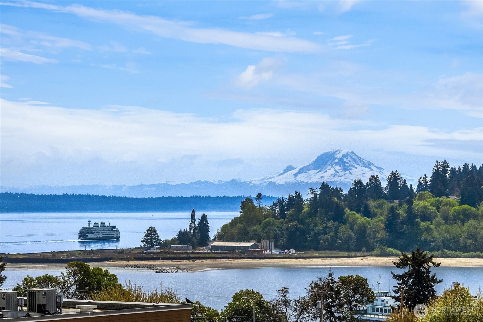 125 Ferncliff Avenue NE, #E242, Bainbridge Island, WA 98110 125 Ferncliff Avenue NE, #E242, Bainbridge Island, WA 98110