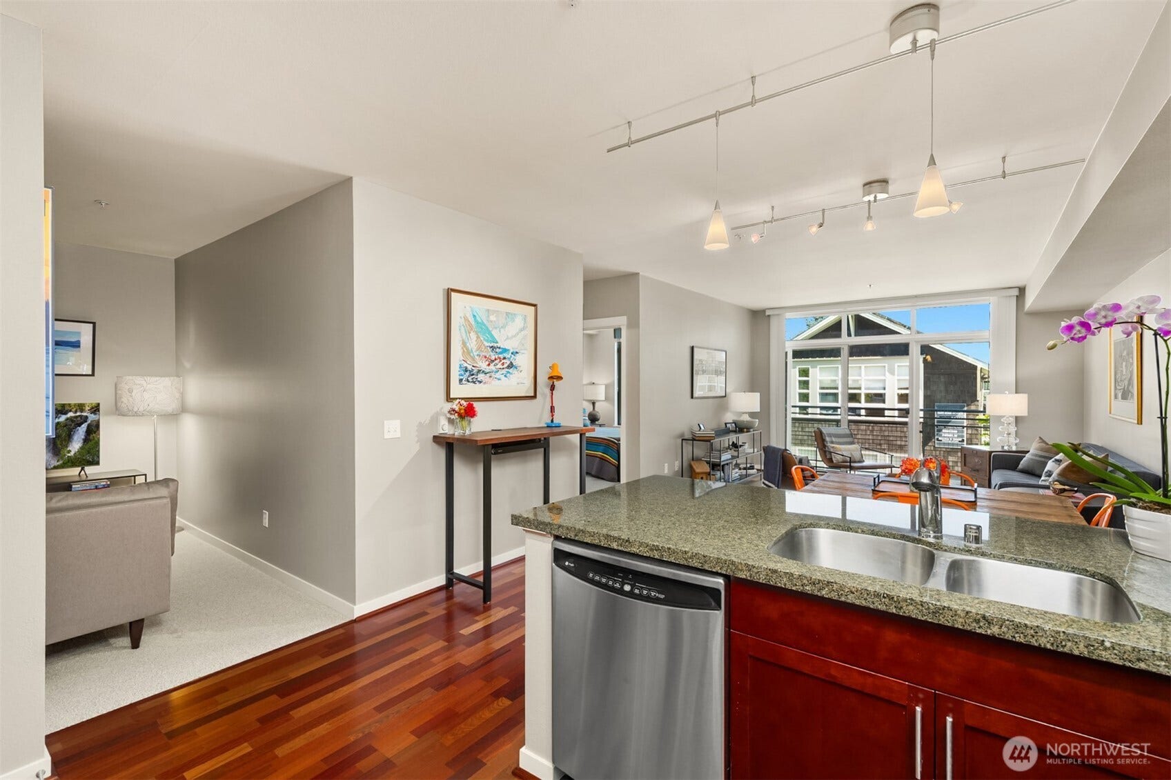 125 Ferncliff Avenue NE, #E242, Bainbridge Island, WA 98110 125 Ferncliff Avenue NE, #E242, Bainbridge Island, WA 98110