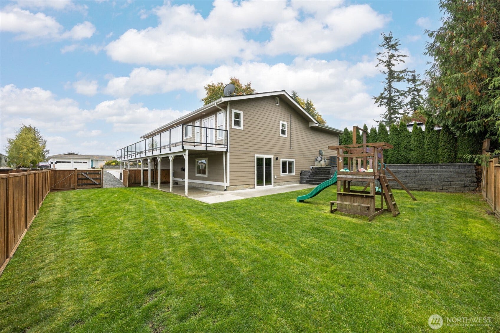8153 Comox Road, Blaine, WA 98230