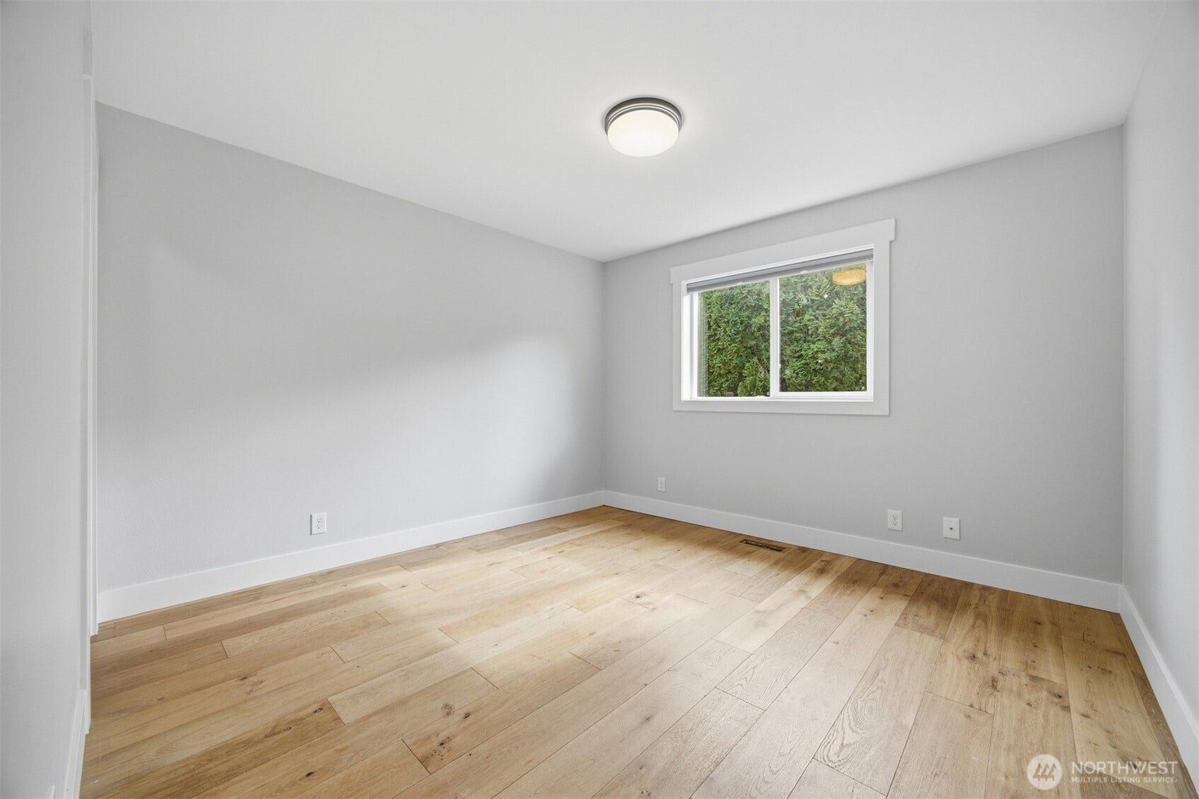 8153 Comox Road, Blaine, WA 98230