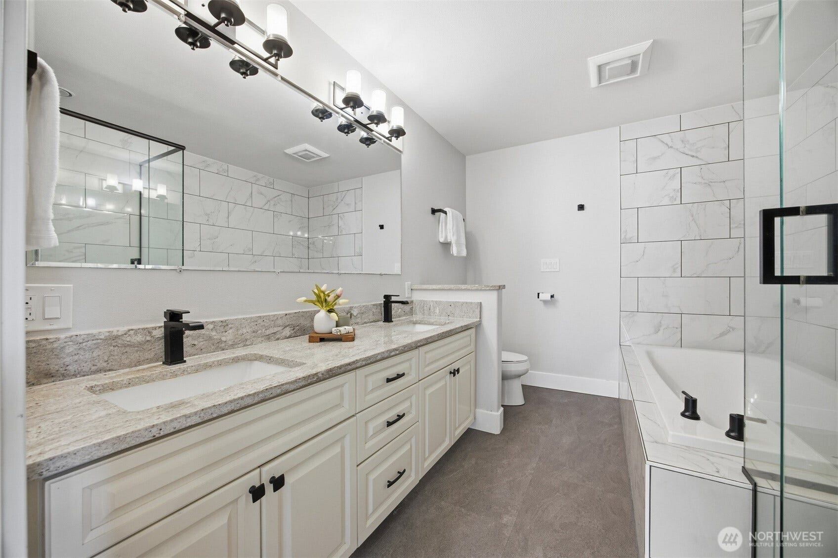 8153 Comox Road, Blaine, WA 98230