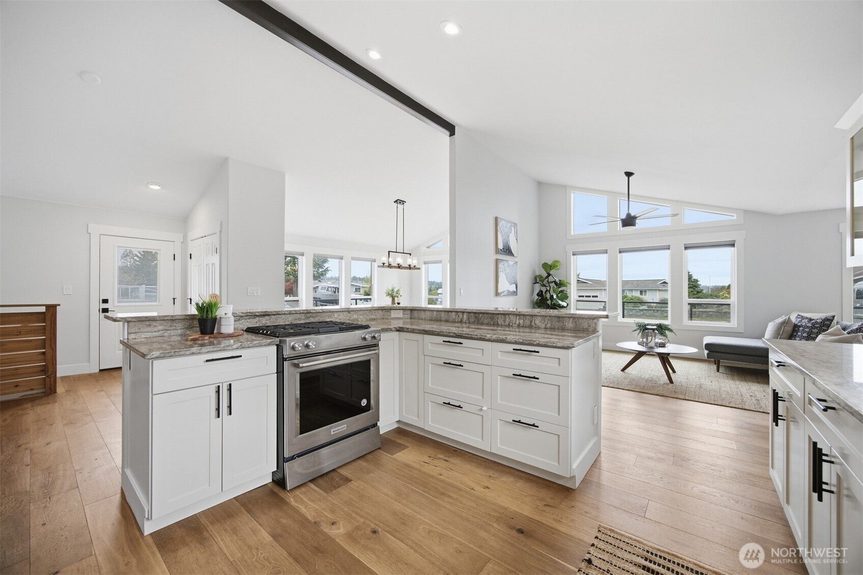 8153 Comox Road, Blaine, WA 98230
