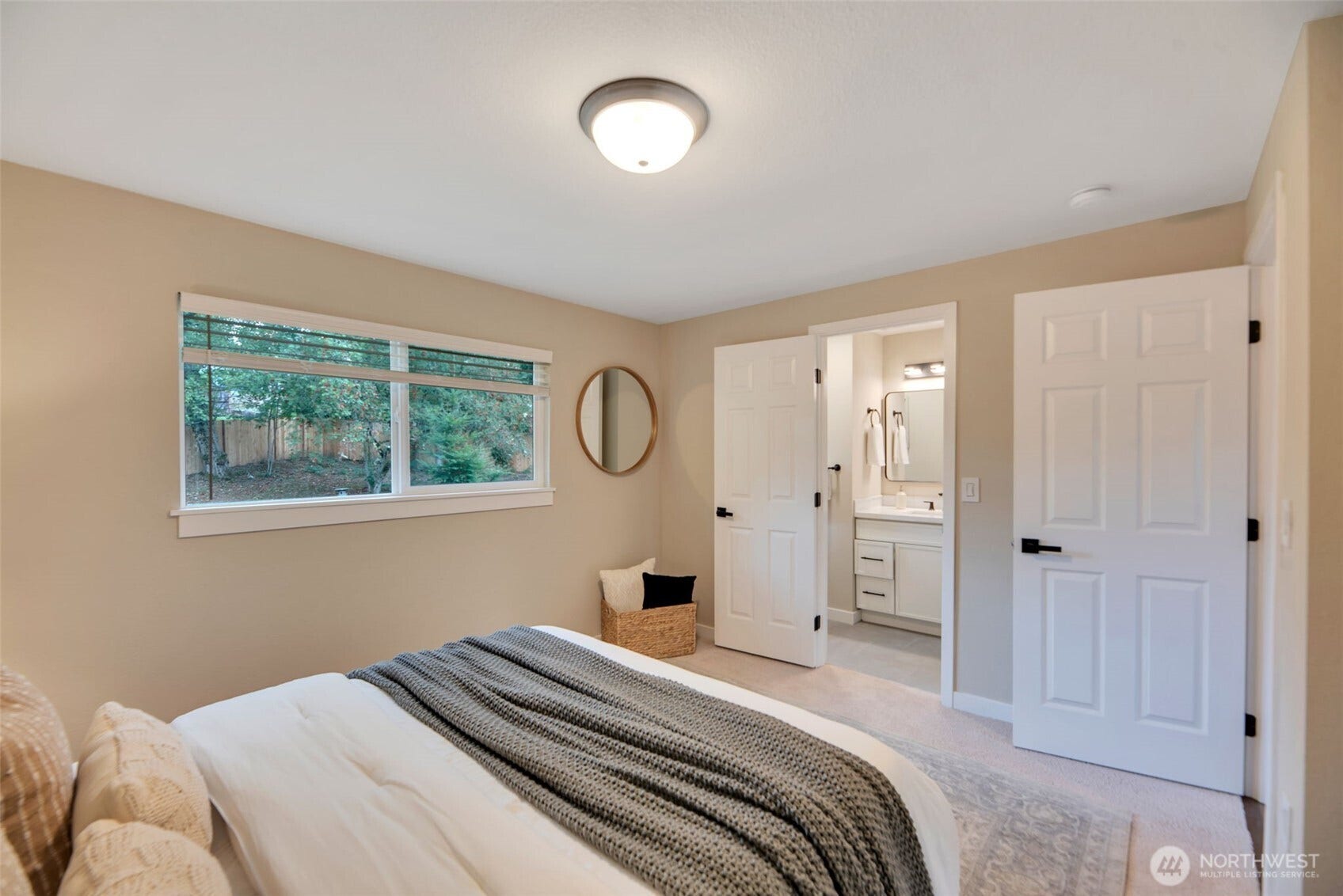 14610 198th Street SE, Renton, WA 98058 14610 198th Street SE, Renton, WA 98058
