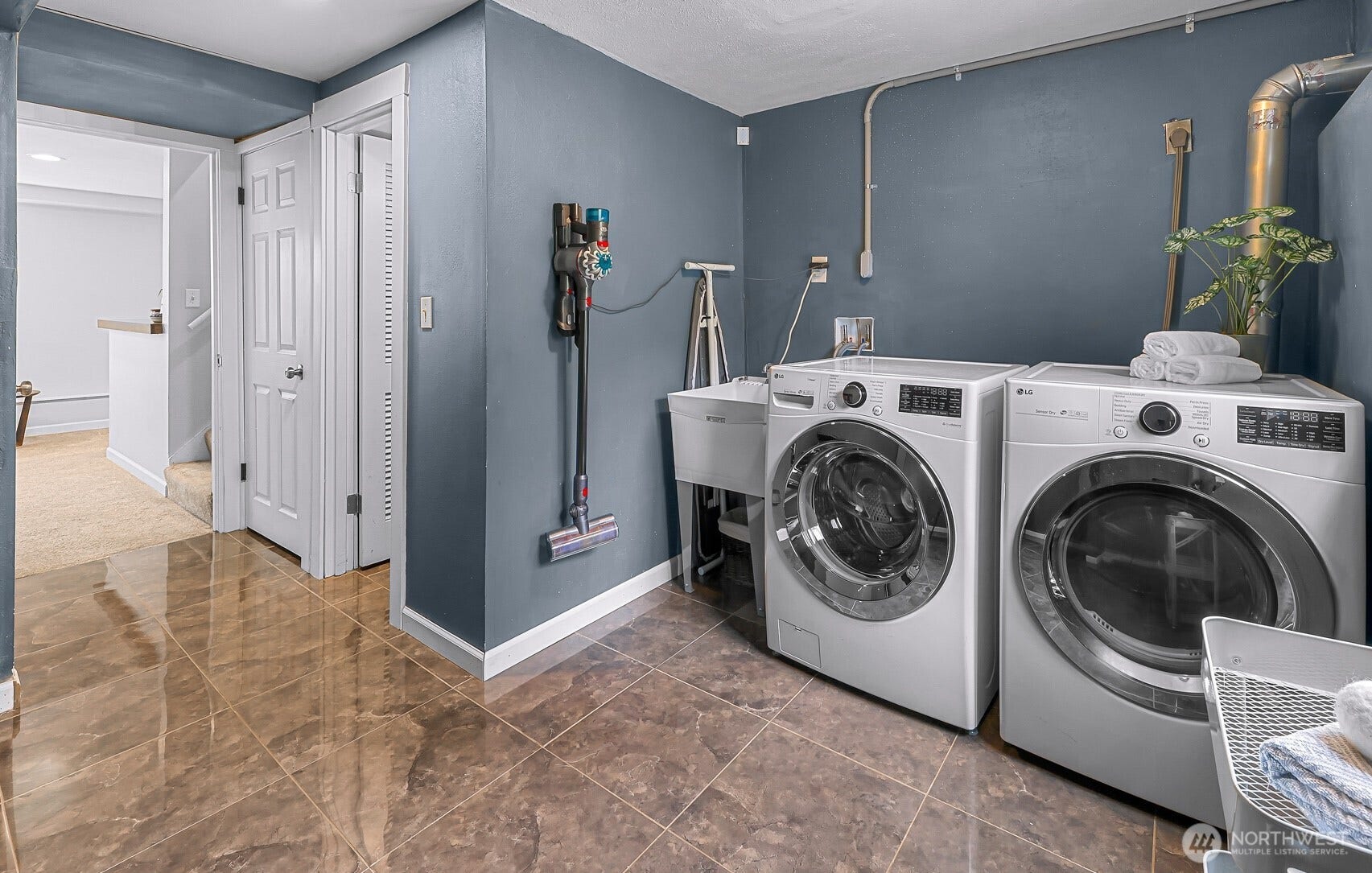 19115 104th Avenue NE, Bothell, WA 98011 19115 104th Avenue NE, Bothell, WA 98011