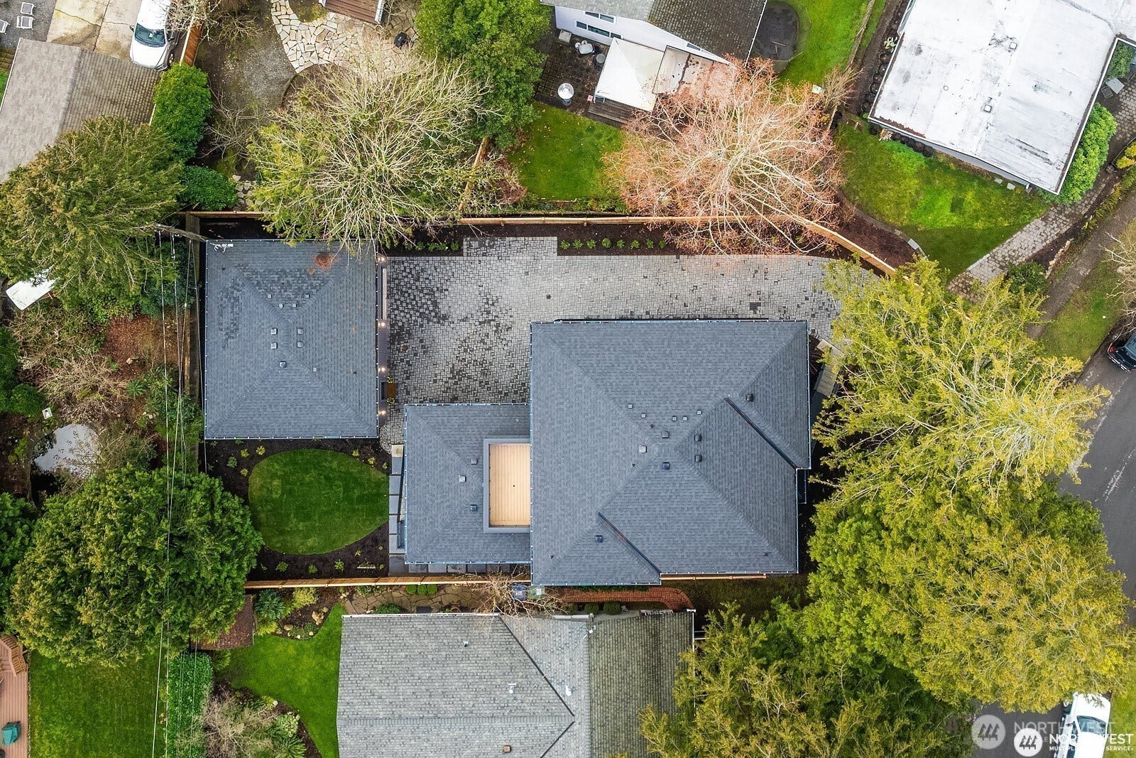 2615 NE 87th Street, Seattle, WA 98115 2615 NE 87th Street, Seattle, WA 98115