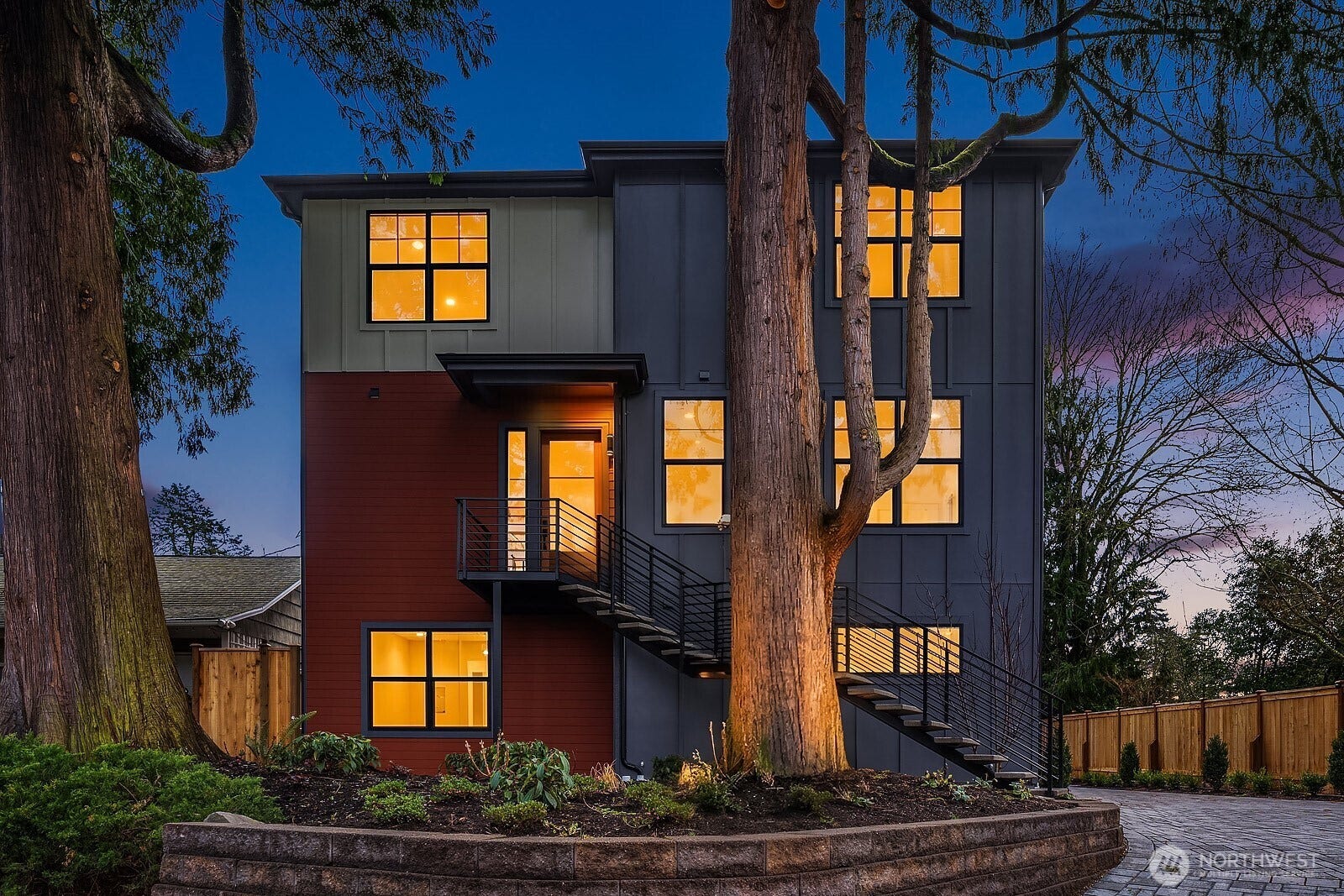 2615 NE 87th Street, Seattle, WA 98115 2615 NE 87th Street, Seattle, WA 98115