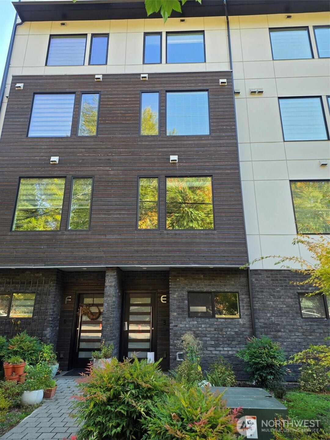 17338 Bothell Way NE, #E, Bothell, WA 98011 17338 Bothell Way NE, #E, Bothell, WA 98011