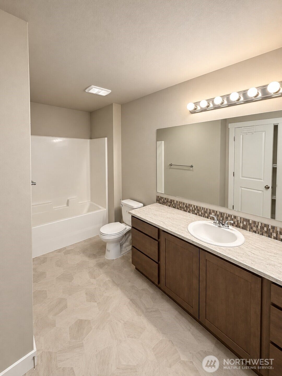Upstairs Bathroom