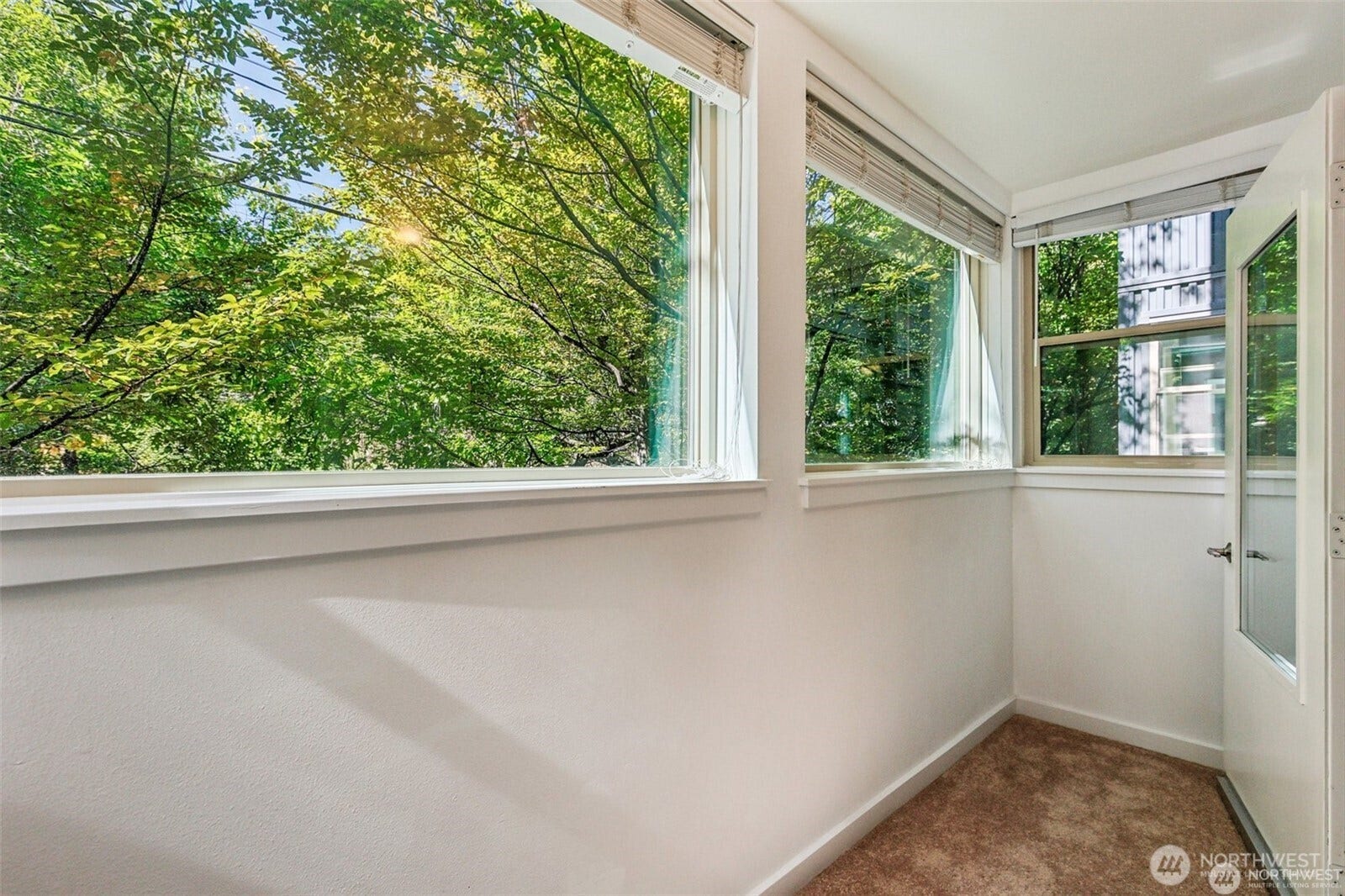 1425 Dexter Avenue N, #611, Seattle, WA 98109 1425 Dexter Avenue N, #611, Seattle, WA 98109