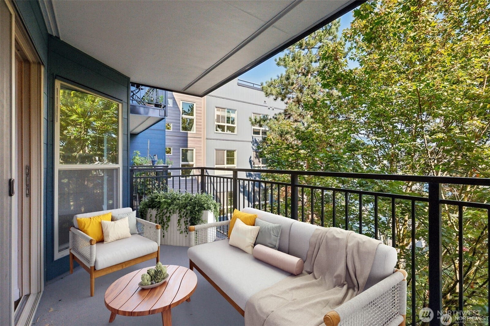 1425 Dexter Avenue N, #611, Seattle, WA 98109 1425 Dexter Avenue N, #611, Seattle, WA 98109