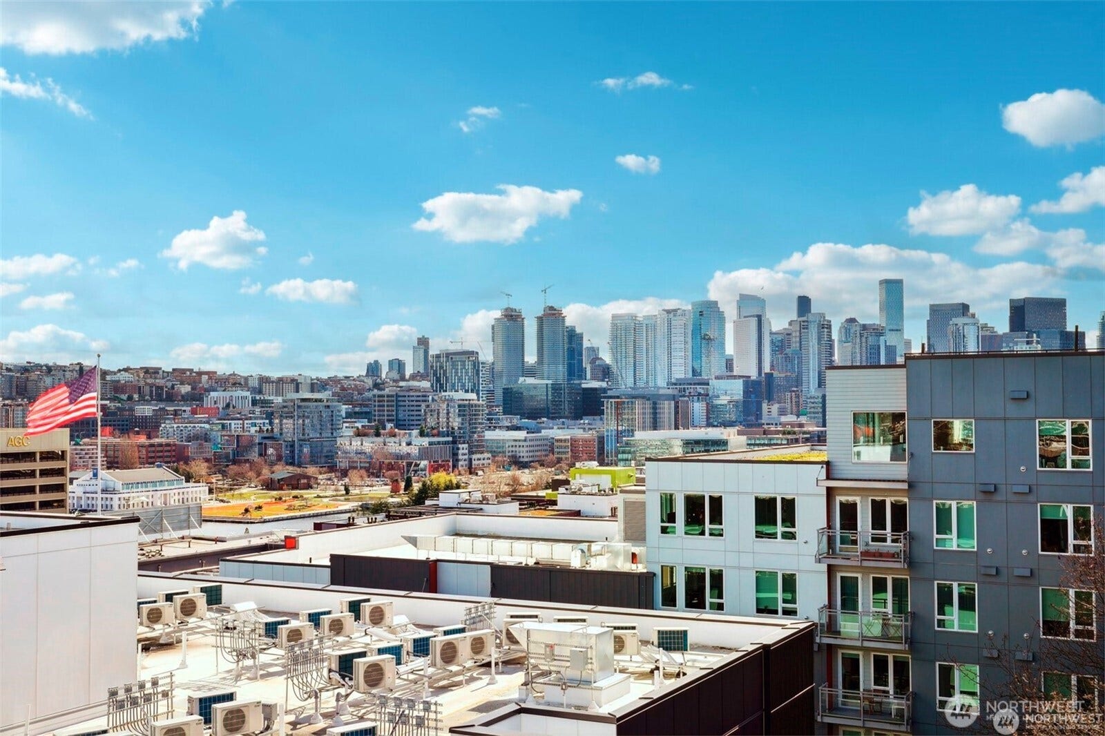 1425 Dexter Avenue N, #611, Seattle, WA 98109 1425 Dexter Avenue N, #611, Seattle, WA 98109