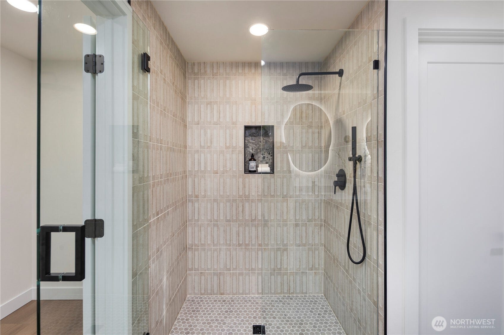 25510 SE 159th Street, Issaquah, WA 98027 25510 SE 159th Street, Issaquah, WA 98027
