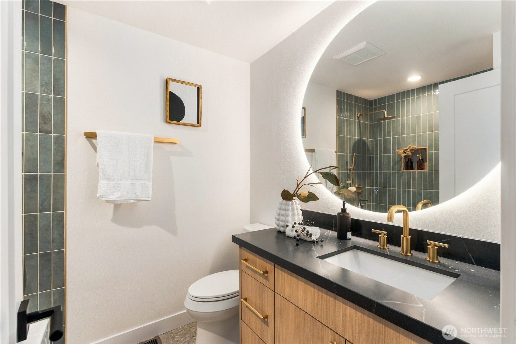 25510 SE 159th Street, Issaquah, WA 98027 25510 SE 159th Street, Issaquah, WA 98027