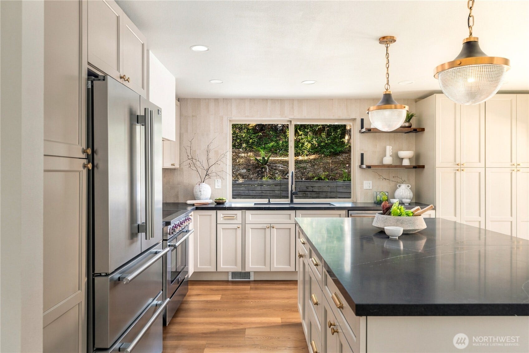 25510 SE 159th Street, Issaquah, WA 98027 25510 SE 159th Street, Issaquah, WA 98027