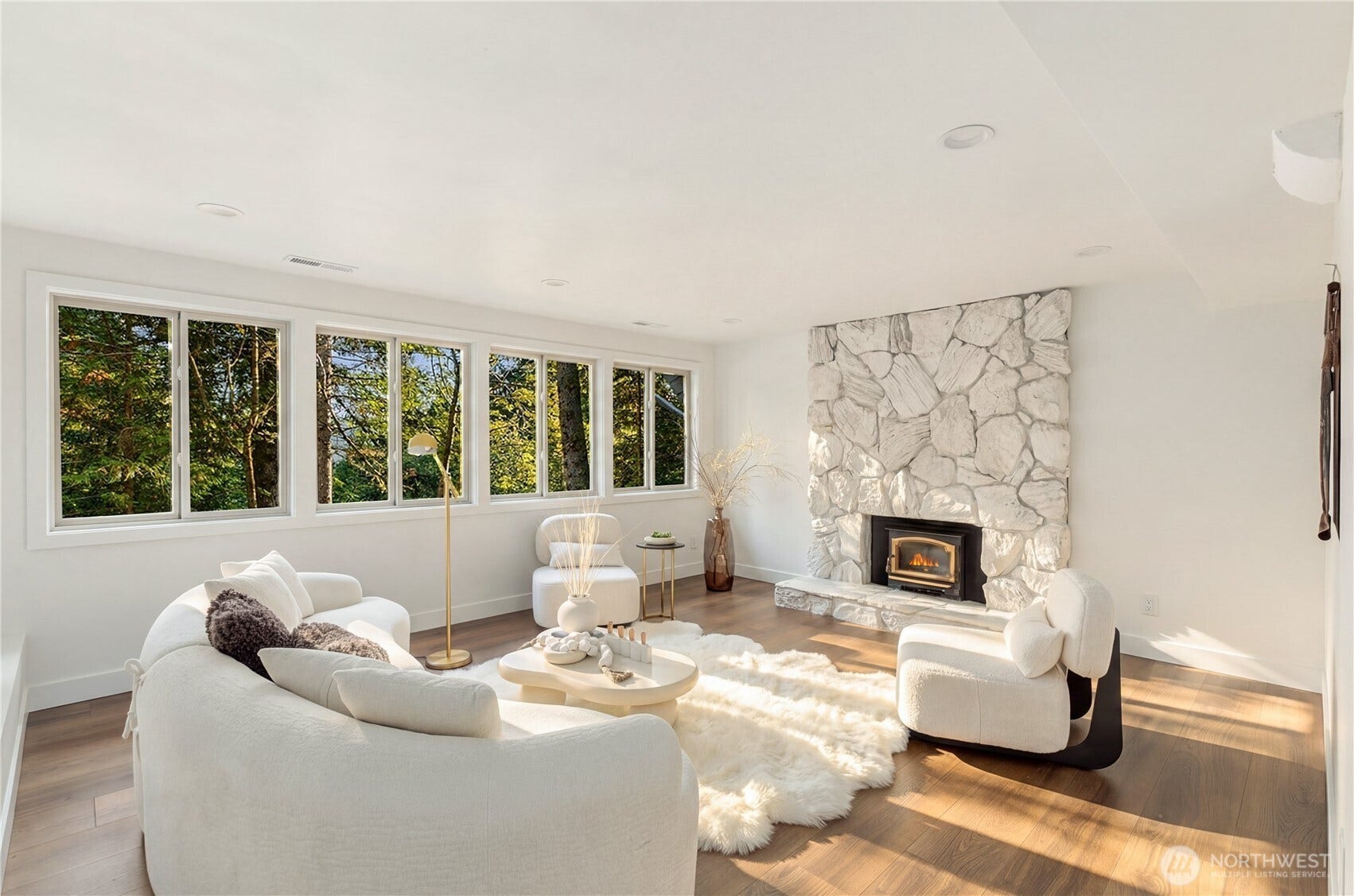 25510 SE 159th Street, Issaquah, WA 98027 25510 SE 159th Street, Issaquah, WA 98027