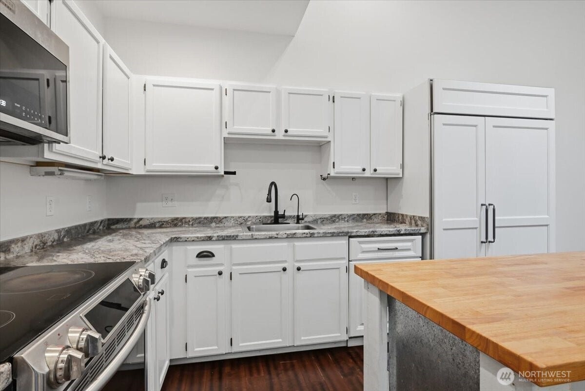 8629 240th Street SW, #A2, Edmonds, WA 98026 8629 240th Street SW, #A2, Edmonds, WA 98026