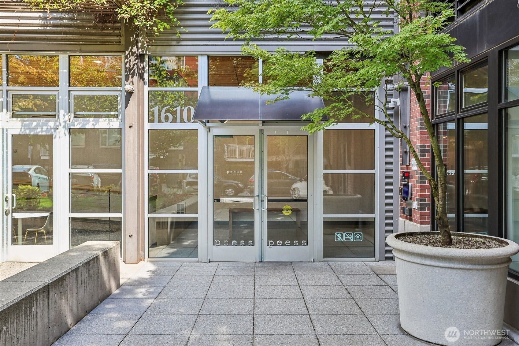 1610 Belmont Avenue, #515, Seattle, WA 98122