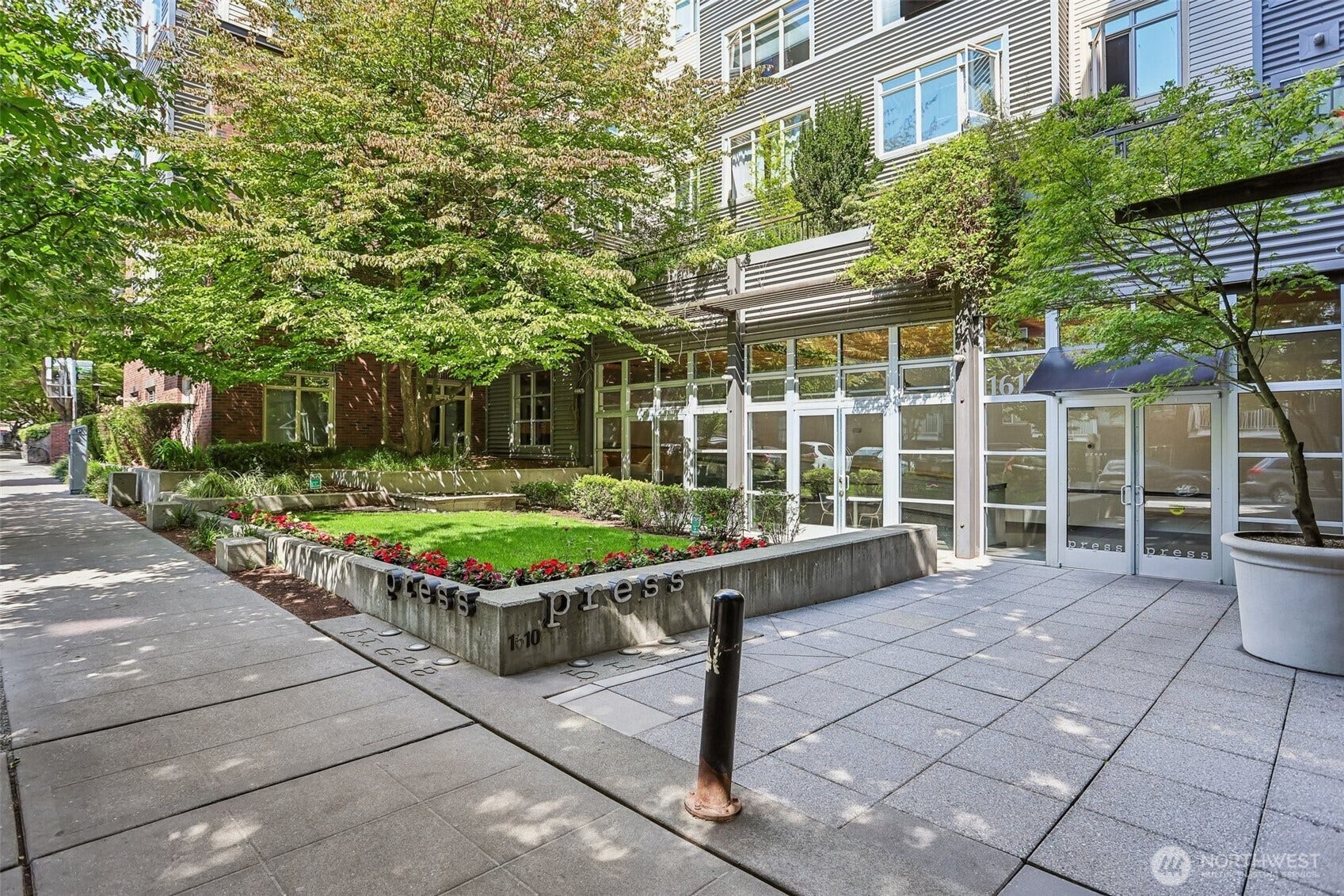 1610 Belmont Avenue, #515, Seattle, WA 98122