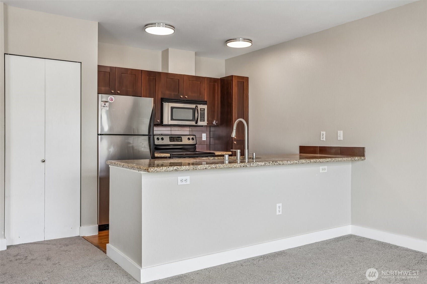 1610 Belmont Avenue, #515, Seattle, WA 98122