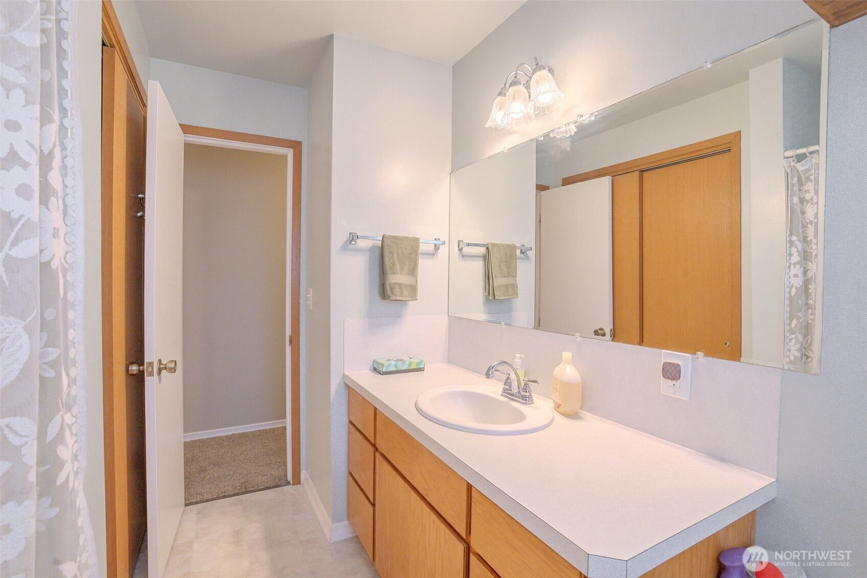 1369 Upland Drive, Sunnyside, WA 98944