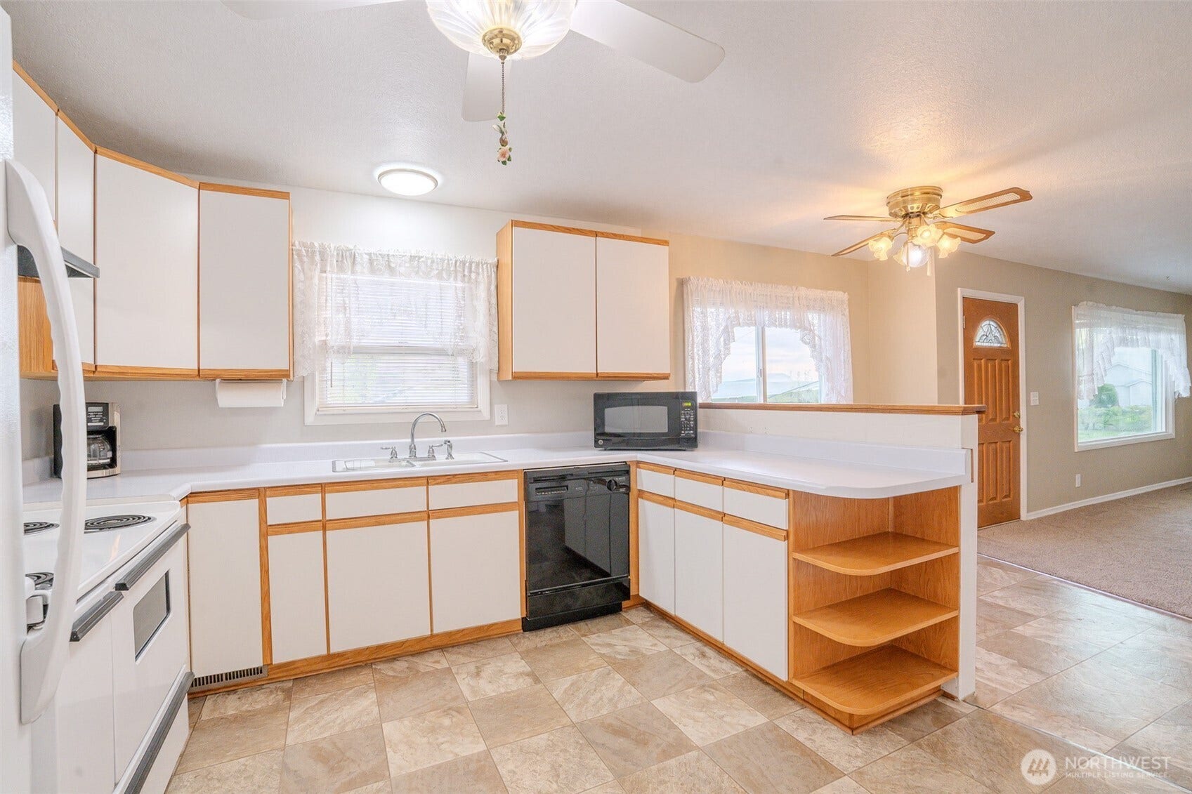 1369 Upland Drive, Sunnyside, WA 98944