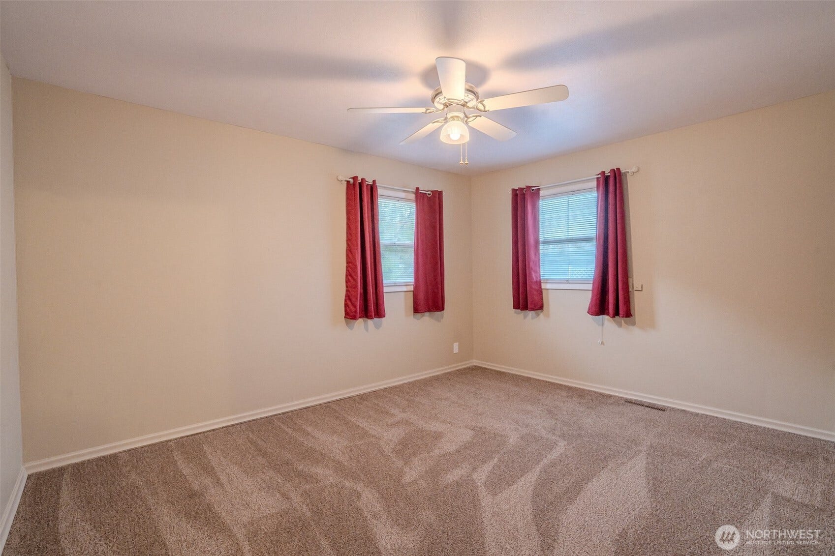 1369 Upland Drive, Sunnyside, WA 98944