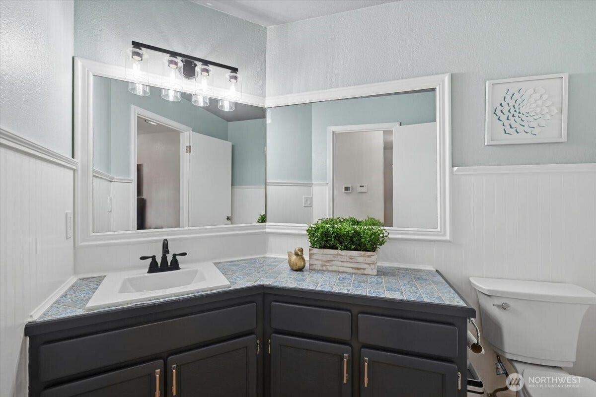 3623 125th Place SE, Everett, WA 98208 Main level powder room.