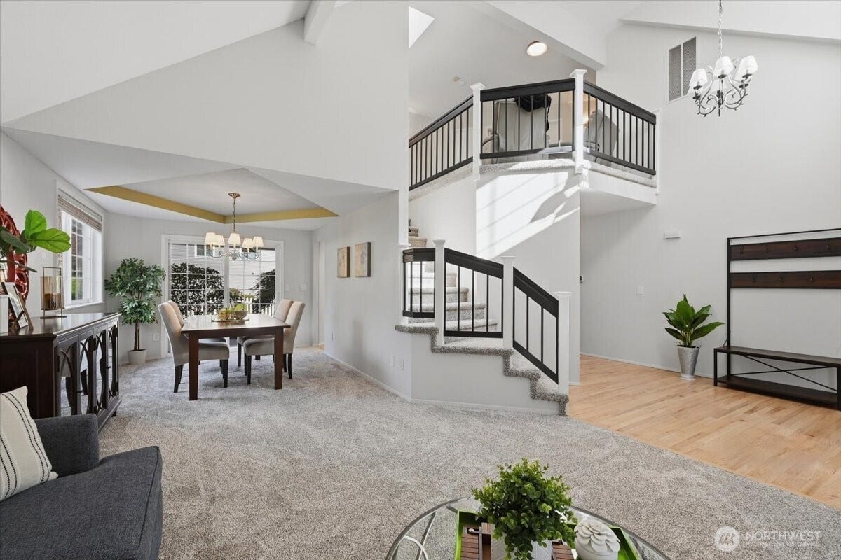 3623 125th Place SE, Everett, WA 98208 Formal living and dining.