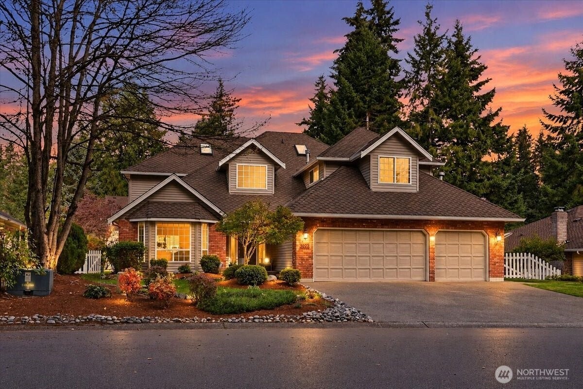3623 125th Place SE, Everett, WA 98208 3623 125th Place SE, Everett, WA 98208