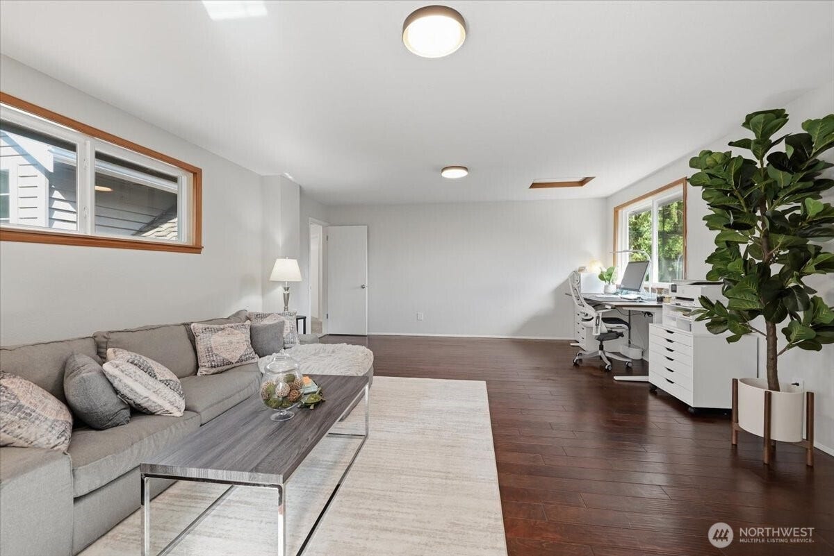 3623 125th Place SE, Everett, WA 98208 3623 125th Place SE, Everett, WA 98208