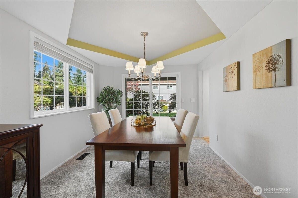 3623 125th Place SE, Everett, WA 98208 Formal dining room with sliding glass door out to cover patio.