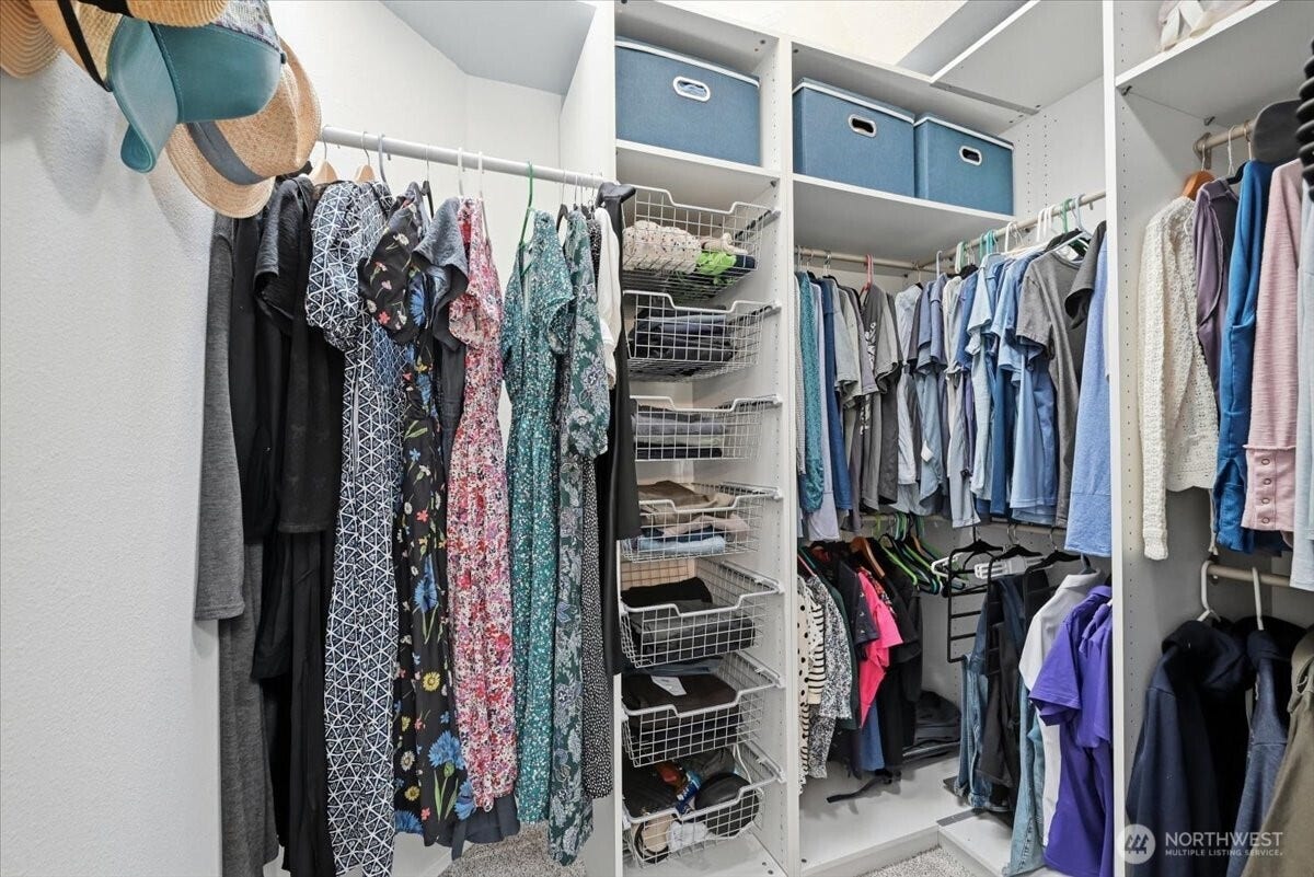 3623 125th Place SE, Everett, WA 98208 Primary walk in closet.