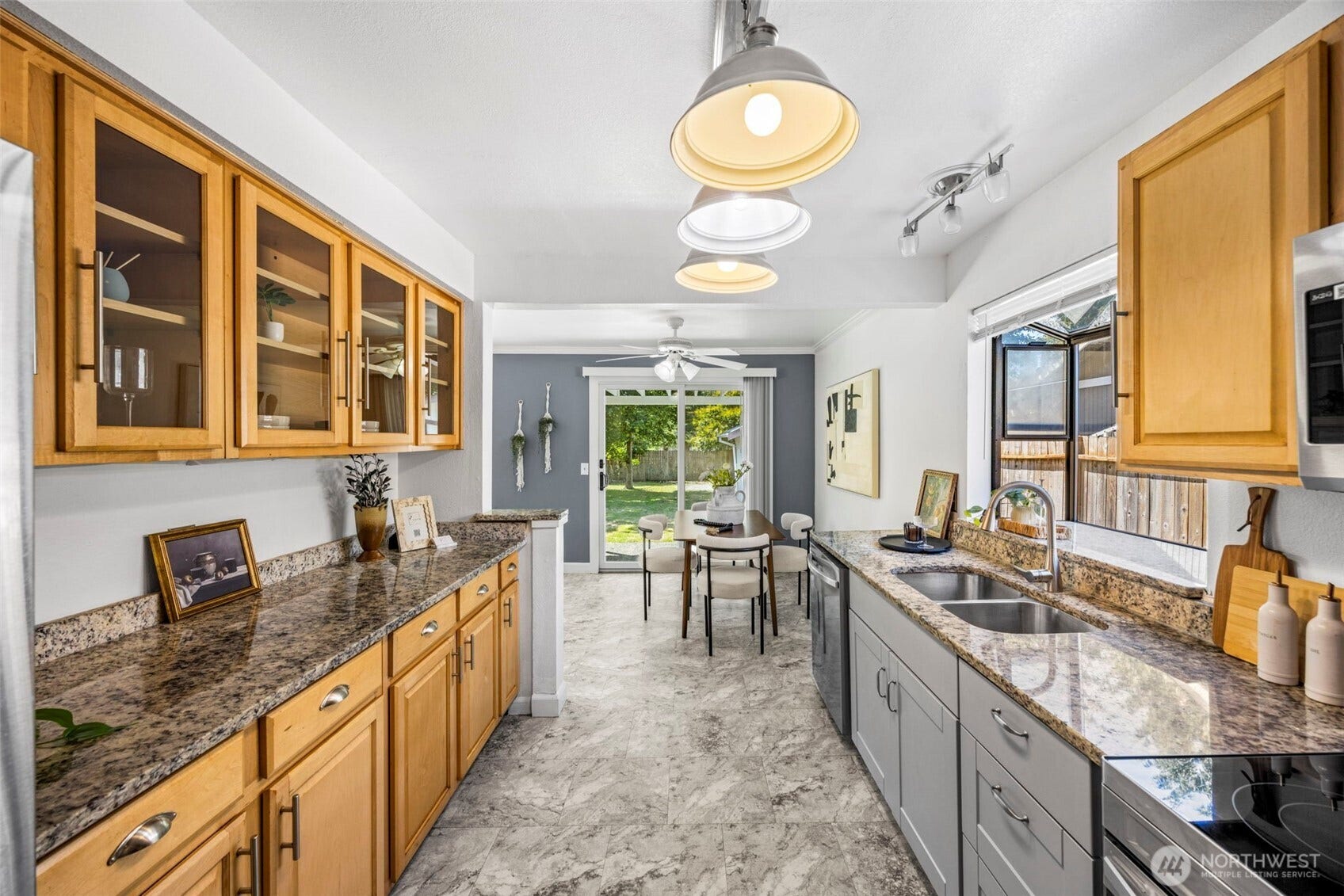 2825 I Street SE, Auburn, WA 98002 2825 I Street SE, Auburn, WA 98002