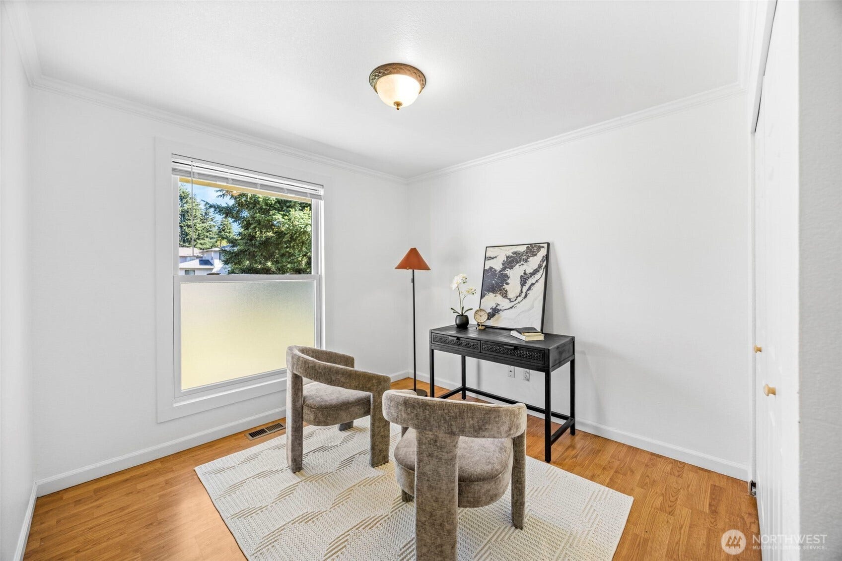 2825 I Street SE, Auburn, WA 98002 2825 I Street SE, Auburn, WA 98002