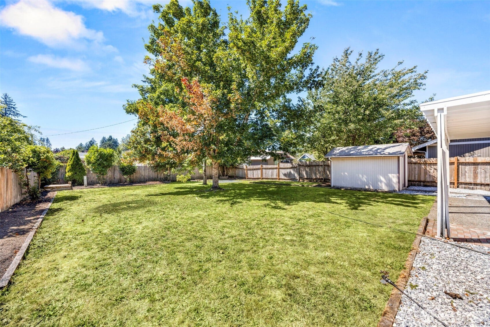 2825 I Street SE, Auburn, WA 98002 2825 I Street SE, Auburn, WA 98002