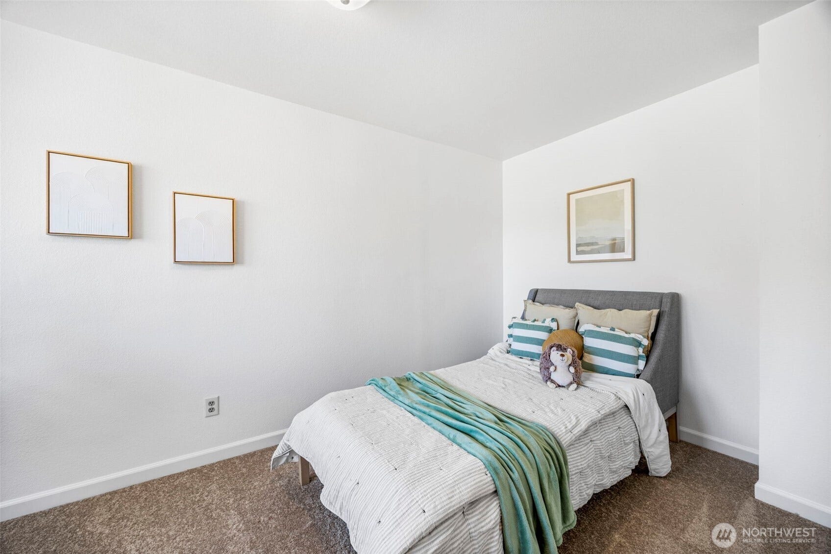2825 I Street SE, Auburn, WA 98002 2825 I Street SE, Auburn, WA 98002