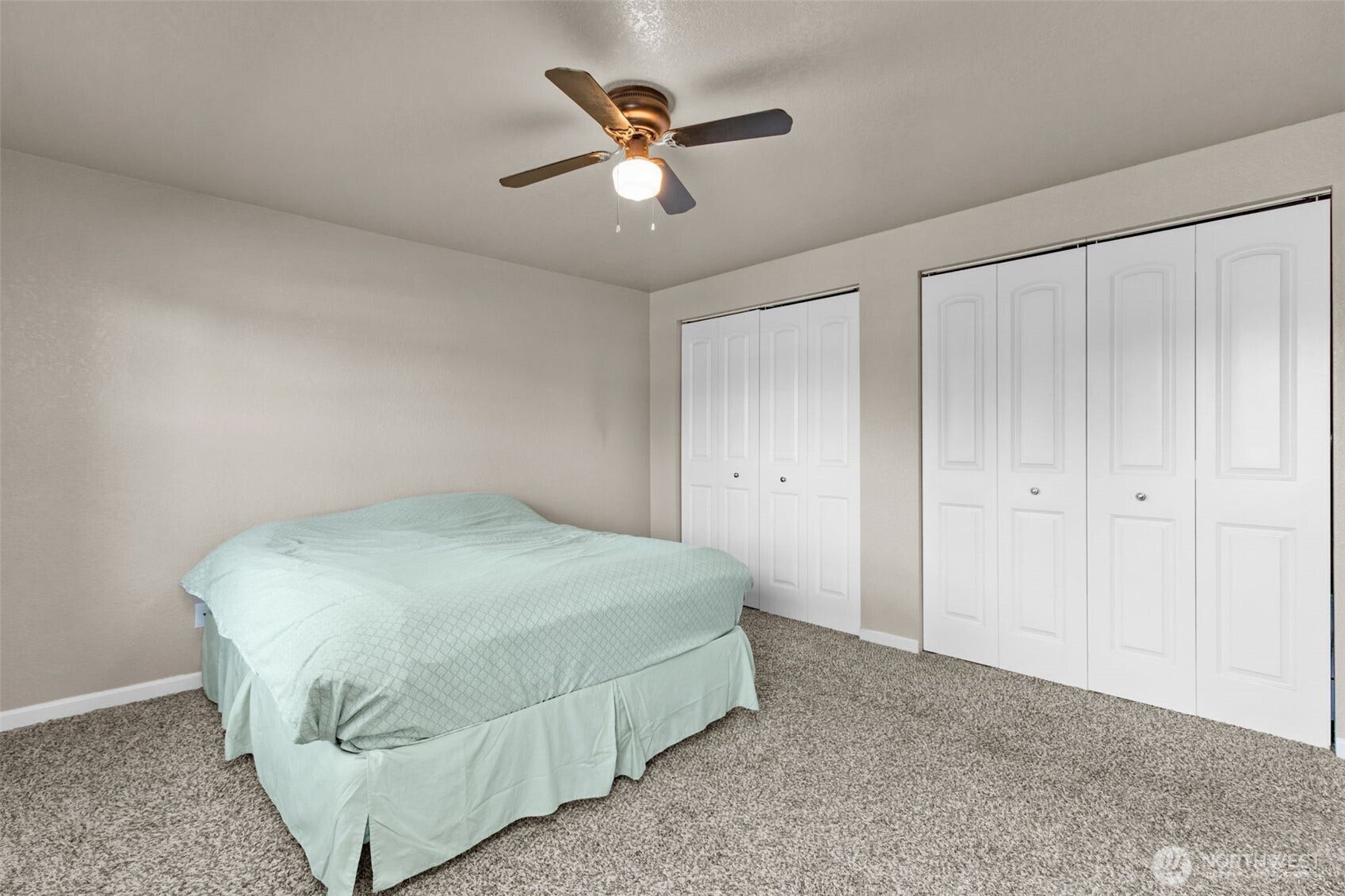 9815 Holly Drive, #A208, Everett, WA 98204 9815 Holly Drive, #A208, Everett, WA 98204