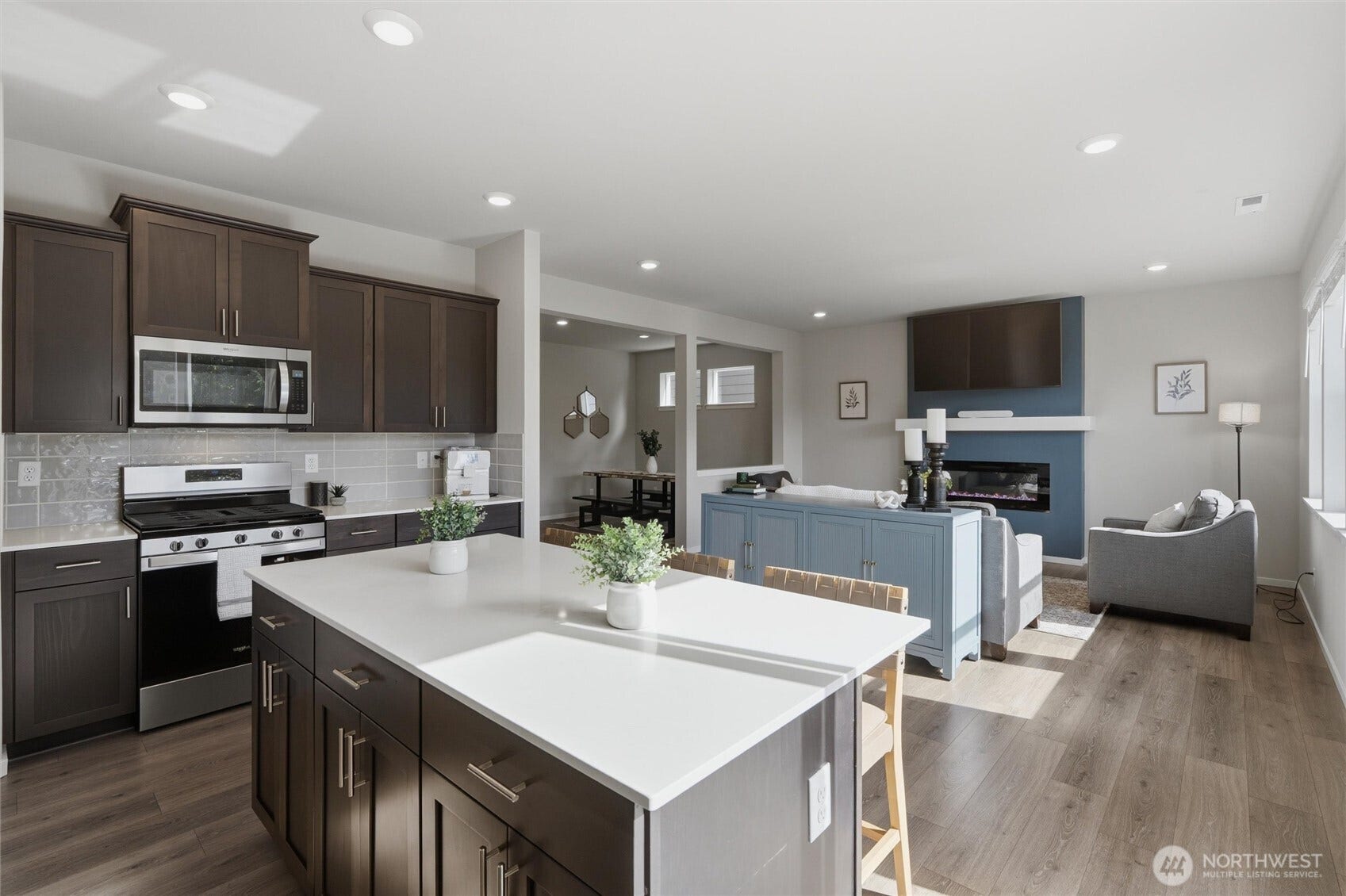 1685 NE Halden Glen Drive, Poulsbo, WA 98370