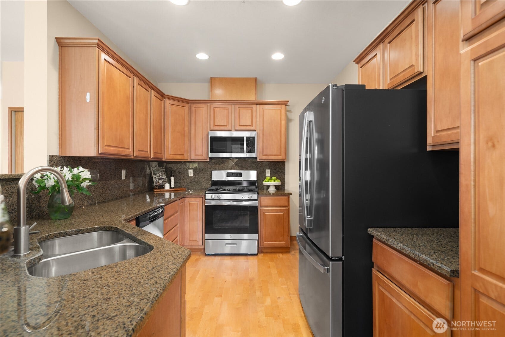 1855 Trossachs Boulevard SE, #2803, Sammamish, WA 98075 1855 Trossachs Boulevard SE, #2803, Sammamish, WA 98075