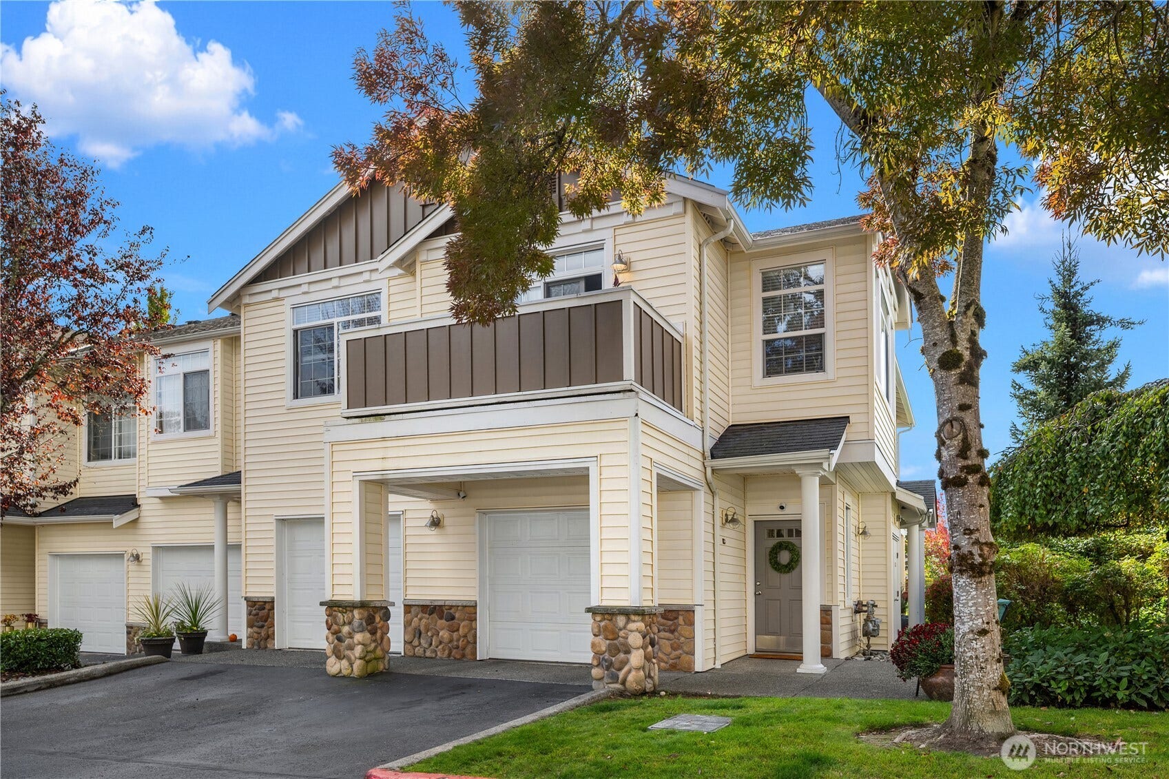 1855 Trossachs Boulevard SE, #2803, Sammamish, WA 98075 1855 Trossachs Boulevard SE, #2803, Sammamish, WA 98075
