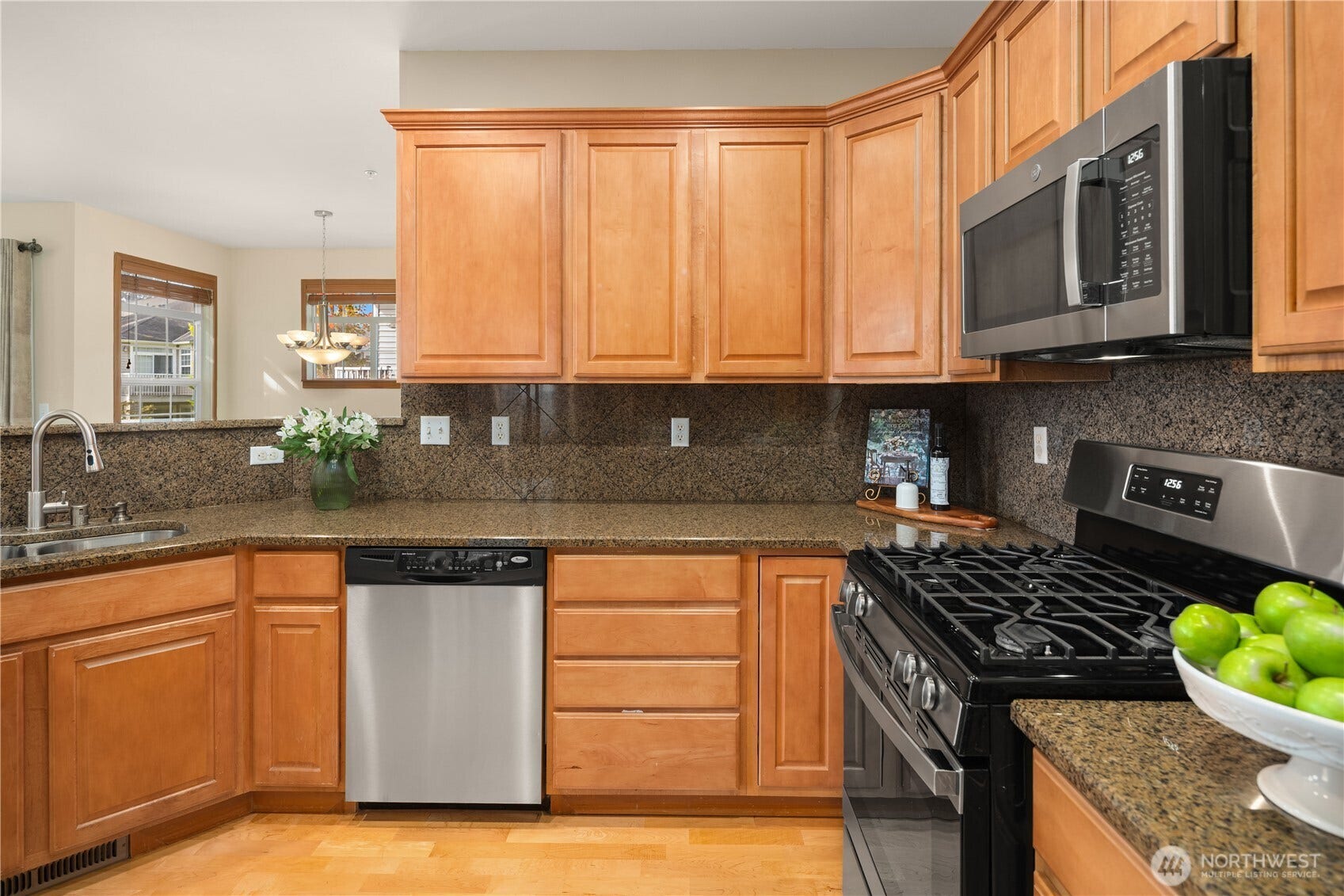 1855 Trossachs Boulevard SE, #2803, Sammamish, WA 98075 1855 Trossachs Boulevard SE, #2803, Sammamish, WA 98075