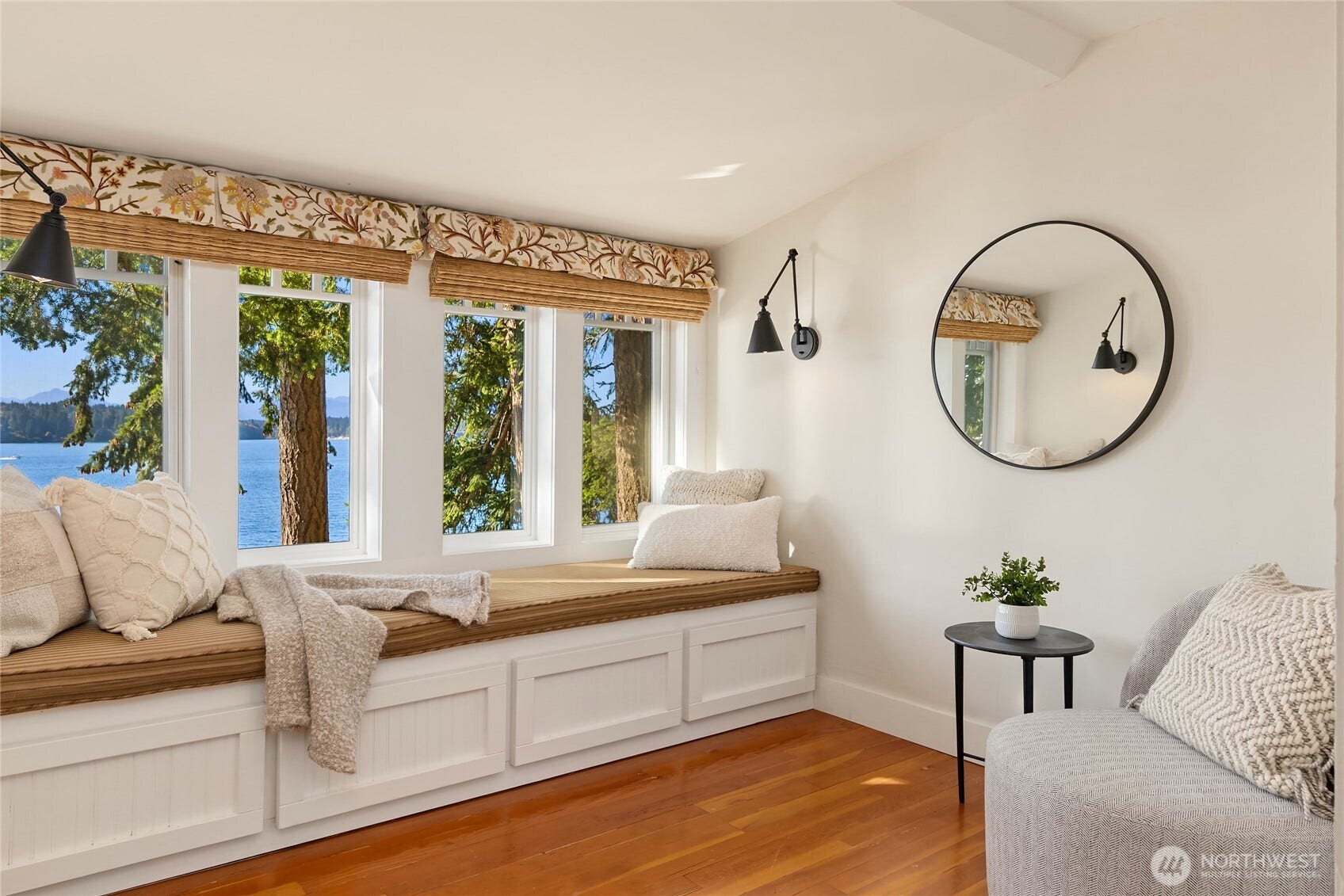 8405 Hansen Road NE, Bainbridge Island, WA 98110 The window seat in the first bedroom. The perfect place to relax.