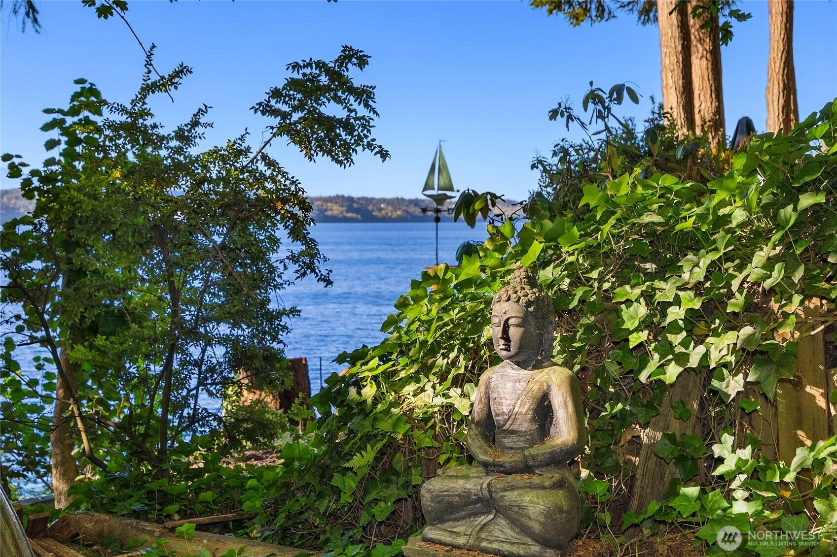 8405 Hansen Road NE, Bainbridge Island, WA 98110 Meditative side yard.