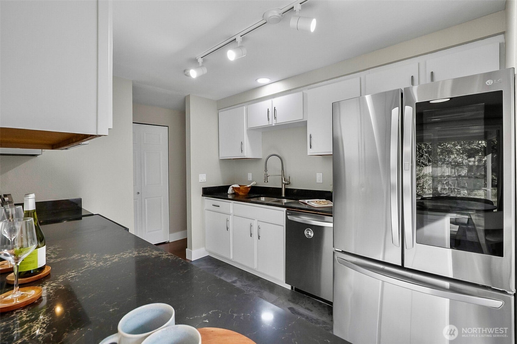 15723 NE 109th Street, Redmond, WA 98052