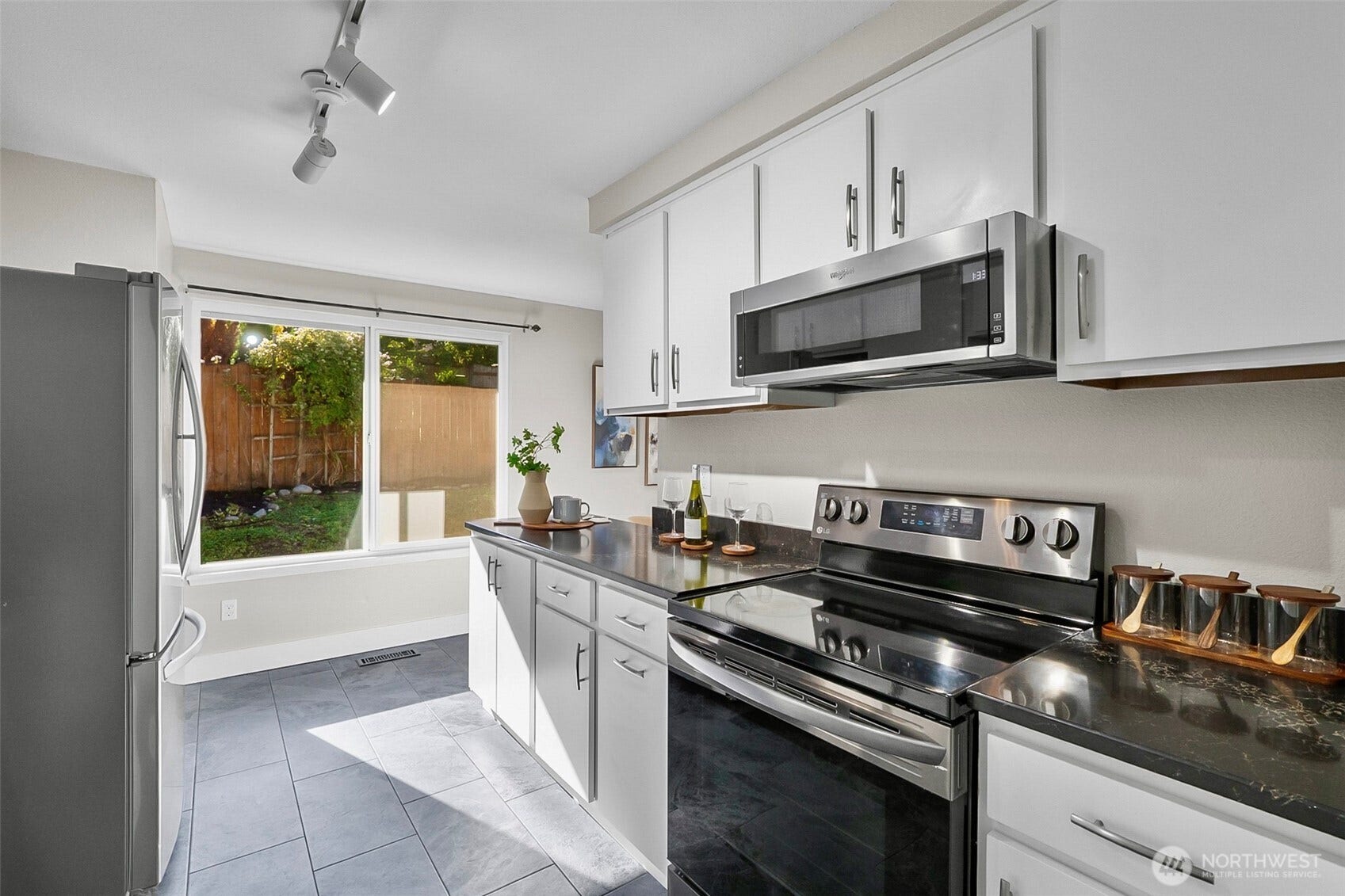15723 NE 109th Street, Redmond, WA 98052